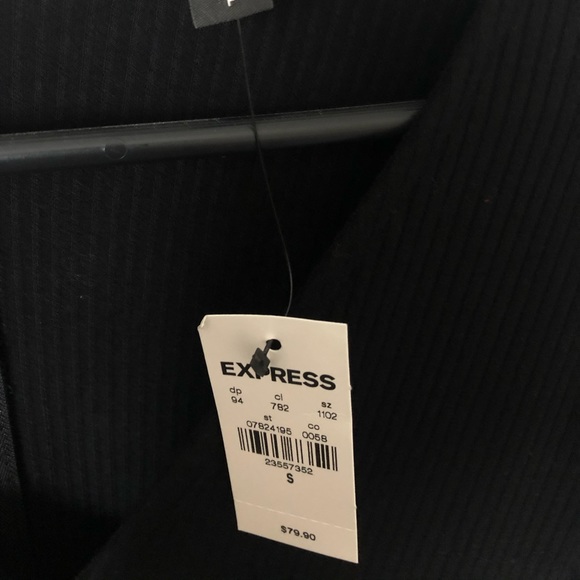 Express Dress - Picture 4 of 5